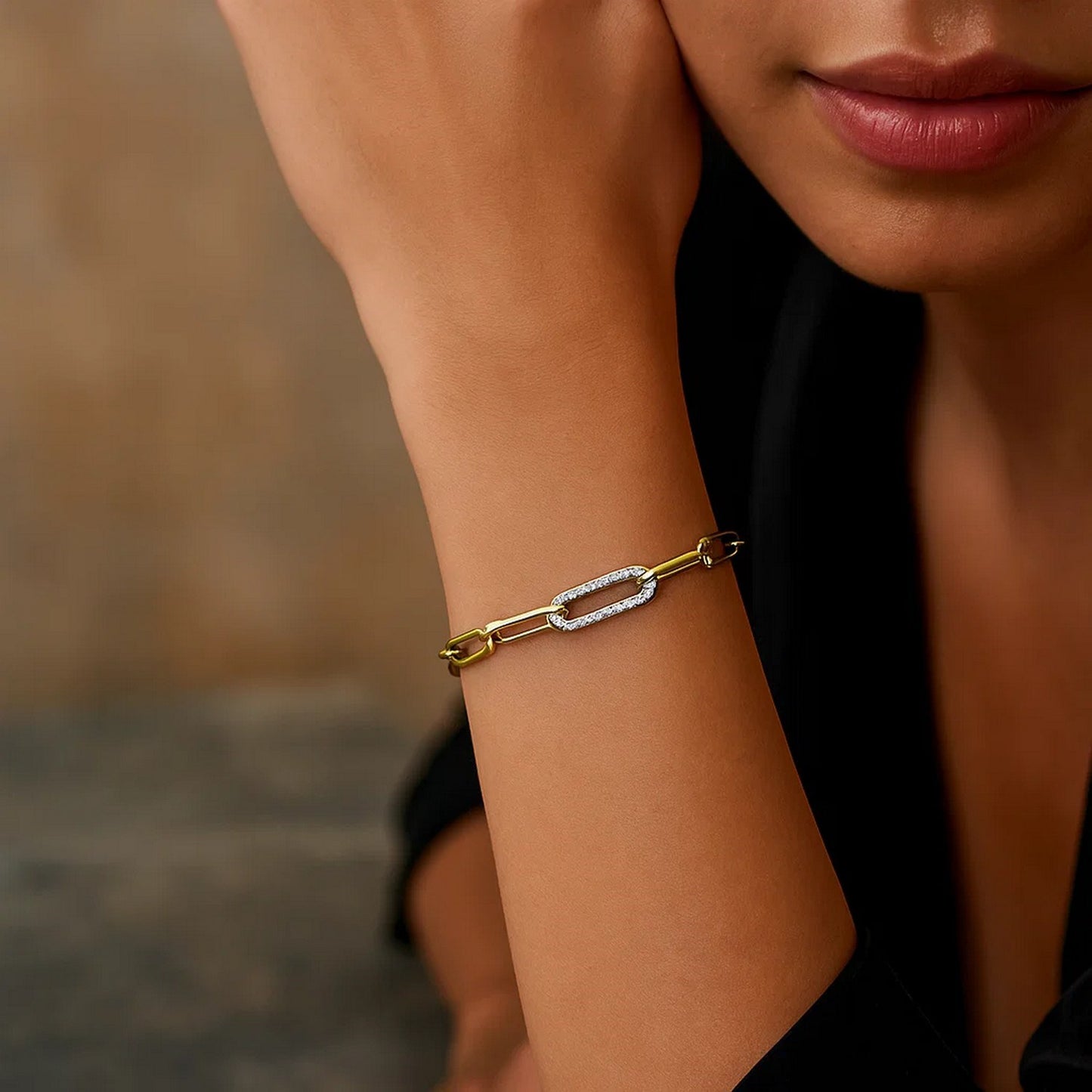 14k Yellow Gold Paperclip Chain Bracelet with Diamond Link (6.00 mm)