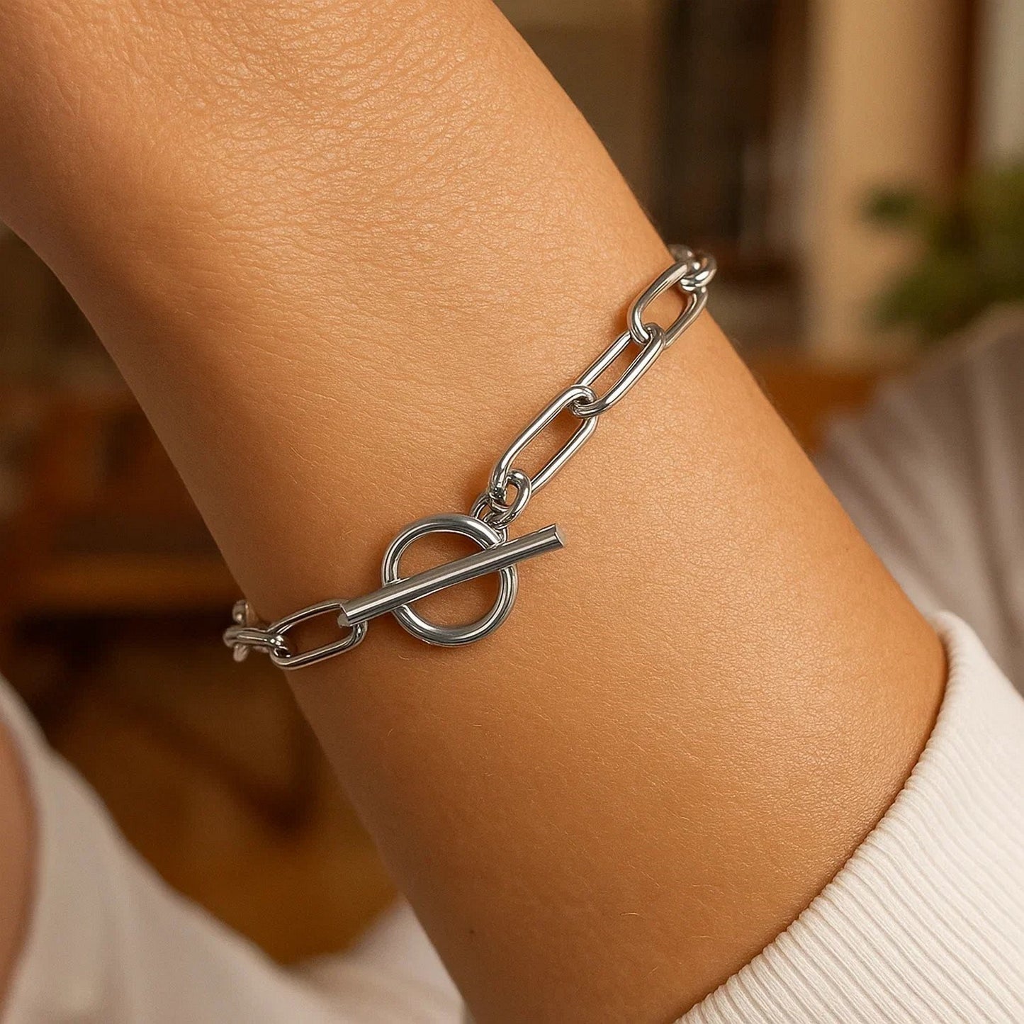 Sterling Silver Rhodium Plated Paperclip Toggle Bracelet (10.20 mm)