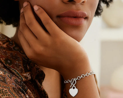 Sterling Silver Rhodium Plated Rolo Chain Bracelet with a Heart Charm (6.00 mm)