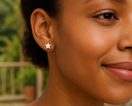 14k White Gold Post Earrings with Stars(6.5mm)