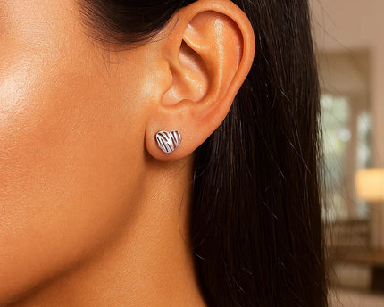14K White Gold High Polish Scribble Heart Stud Earrings