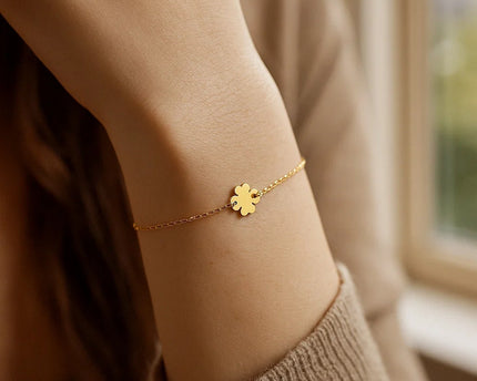 14K Yellow Gold Clover Bracelet