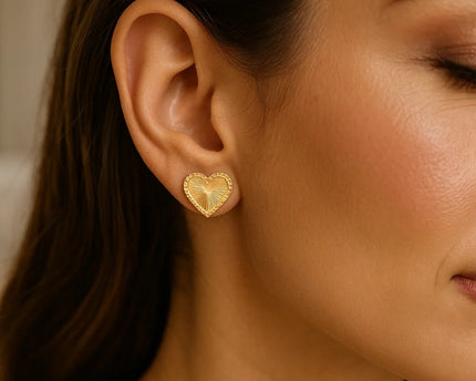 14K Yellow Gold Radiating Heart Stud Earrings