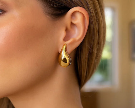 Large Raindrop Stud Earrings in 14K Yellow Gold