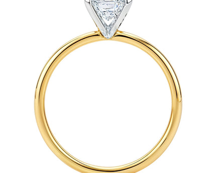 2 Carat Emerald Lab Grown IGI G/VS1 Diamond Solitaire Ring in 10K Yellow Gold