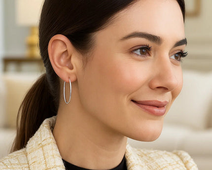 10k White Gold Polished Hoop Earrings (1.5x30mm)
