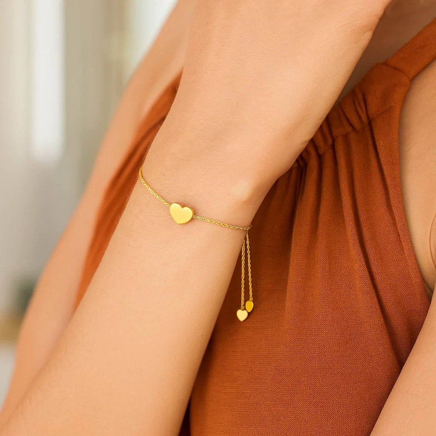 14k Yellow Gold Adjustable Heart Bracelet (0.90 mm)