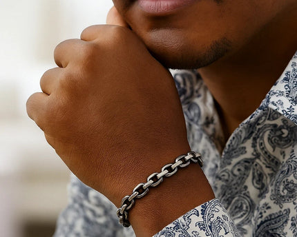 Sterling Silver Gunmetal Finish Oval Link Bracelet (7.70 mm)