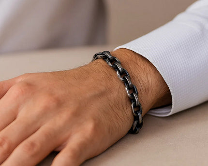 Sterling Silver Gunmetal Finish Oval Link Bracelet (7.70 mm)