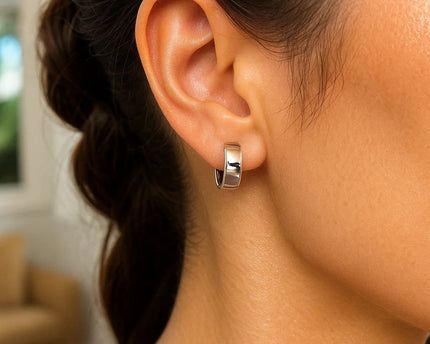 14k White Gold Snuggable Hoop Earrings