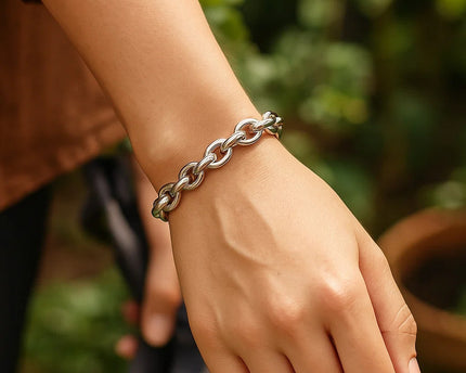 Sterling Silver Rhodium Plated Oval Link Bracelet