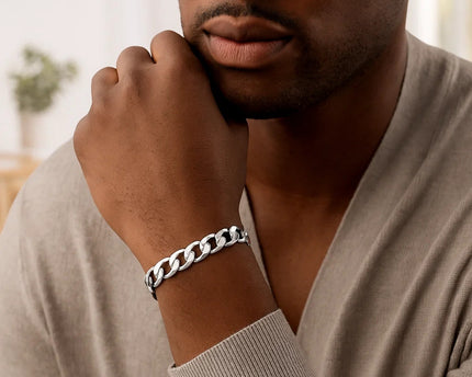 Rhodium Plated Sterling Silver Curb Style Bracelet (8.40 mm)